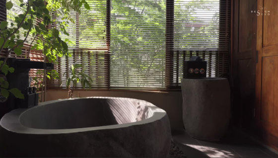 Balinese design interior design top 10 interior design trends nature tropical Bali design Bali house wooden design seed beautiful homes Bali Javanese house Javanese design Farah Michelle R Kimball Munir Osman bathtub stone tub greenery plants nature natural design seed