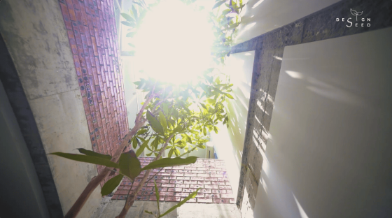 Exterior brick house architecture industrial style industrial house brick house brick design seed design red brick fins desa lightwell farah azizan studio bikin loft roof sunlight bright living room greenery brick design brick walls courtyard trees