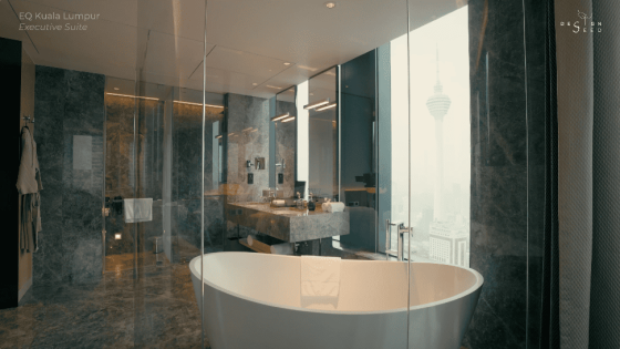 EQ hotel Equatorial Hotel modern hotel Kuala Lumpur luxury hotel fancy hotel holiday hotel Malaysia EQ night photography night scenery city view city hotel KL view KL skyline bathroom bathtub nice bathroom hotel room