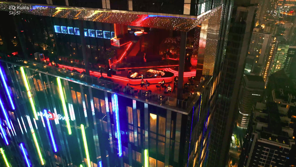 EQ hotel Equatorial Hotel modern hotel Kuala Lumpur luxury hotel fancy hotel holiday hotel Malaysia EQ night photography night scenery city view city hotel KL view KL skyline bar terrace bar night scene drinking luxury