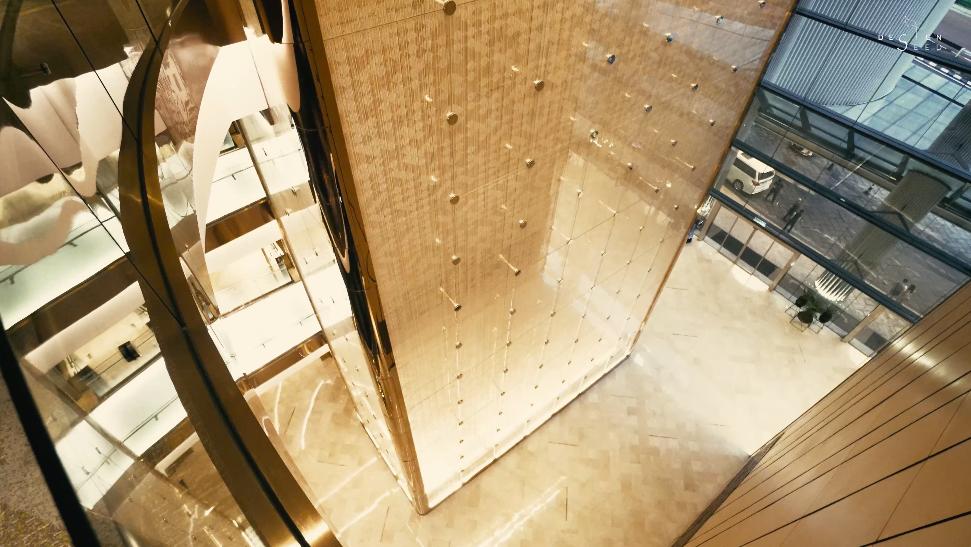 EQ hotel Equatorial Hotel modern hotel Kuala Lumpur luxury hotel fancy hotel holiday hotel Malaysia EQ 5 star hotel five star hotel decoration art entrance lobby entrance luxury atrium double volume