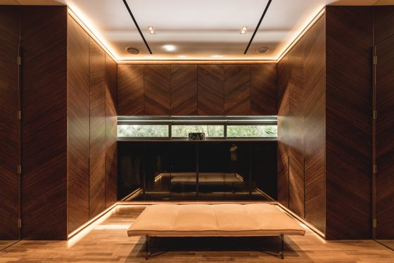 Ledang Heights S/LAB 10 interior designer architecture interior design luxury home luxury house modern luxury pool house tropical pool house swimming pool open courtyard open house courtyard pool courtyard design seed Alex Lee walk-in closet wardrobe