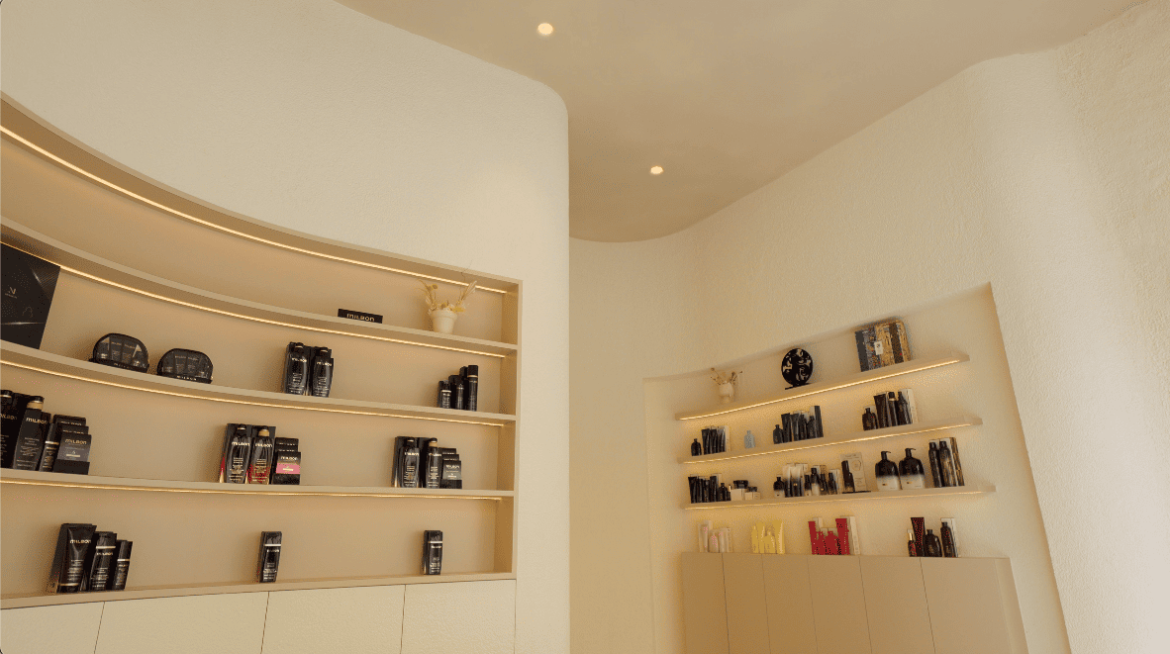 her maison homme hair salon salon salon design commercial spaces hairdresser hairdressing stephy yiwen design seed Alex Lee cave cave design cave walls wall treatments wall designs unique walls interior design interior spaces architecture carpentry curves textured wall masculine feminine contrasting