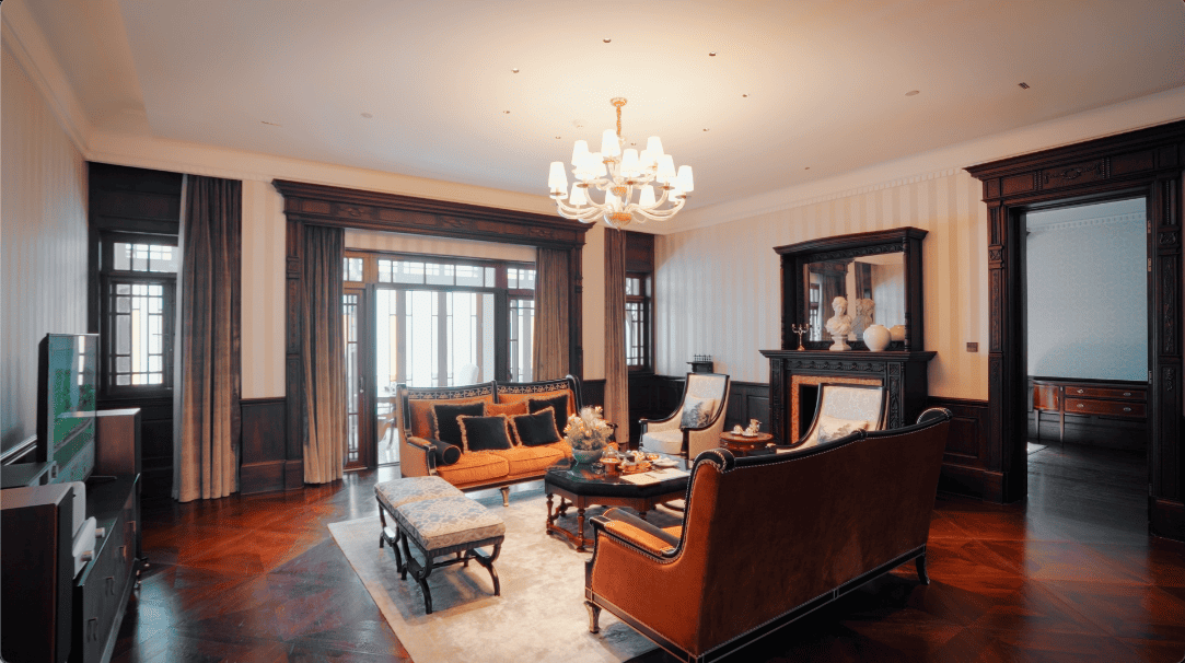 hotel villa lakeside lakeview holiday vacation qiu shui qiu shui villa design seed Alex Lee interior design architecture UNESCO world heritage site Jiangnan style courtyard Buddhist architecture small luxury hotels luxury hotels heritage century 100-year-old relic restoration West Lake Hangzhou Eastern-style courtyard room design hotel rooms zhang ai ling wan qing shi mei gui qing minimalist character infinity pool modern design western restaurant courtyard landscape garden landscape ideas landscaping