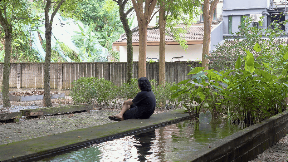 alex lee design seed tropical house transformation renovation construction landscape landscaping green greenery trees bungalow bungalow design mentahmatters design architect architecture urban city farm cheras lapan house shin chang neighbourhood facade trees ficus sandbrick walls layers fish pond garden privacy grid water feature pond fish pond grid canopy tall doors wood wooden doors foyer indoor outdoor divider workspace study materials honesty function steel structural slender durable low maintenance raw refined minimalist minimalism layout ideas interior design ideas craftsmanship two tier doors lower panel upper panel tropical house home house tour solid wood plywood living area double volume netting unique changes cantilevered kitchen area floor space open plan clarity experiment paulo mendes inspiration architectural build trees terazzo floor stainless steel ccountertop red brick kitchen industrial warm ventilation light natural light master bedroom unique beautiful eco friendly functional practical nature walk-in wardrobe cabinetry shared garden resources avocade garden farm community shared land extra land malaysia malaysian homes malaysian architecture