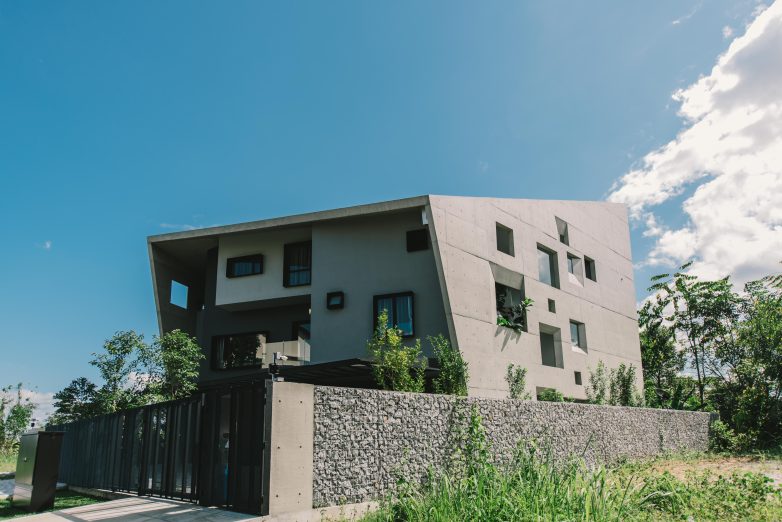 Window Sheild House The Window House | Asia's Most Extraordinary Homes | Architecture