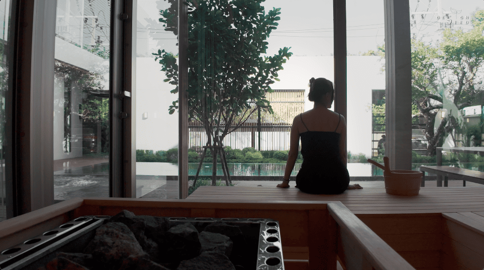 interior design house home chiang mai thailand aurum development holiday villa wellness relax calm serene peace bungalow family vacation view beautiful bedroom kitchen pool swimming tea room japanese courtyard sauna steam room dining cross ventilation design seed alex lee