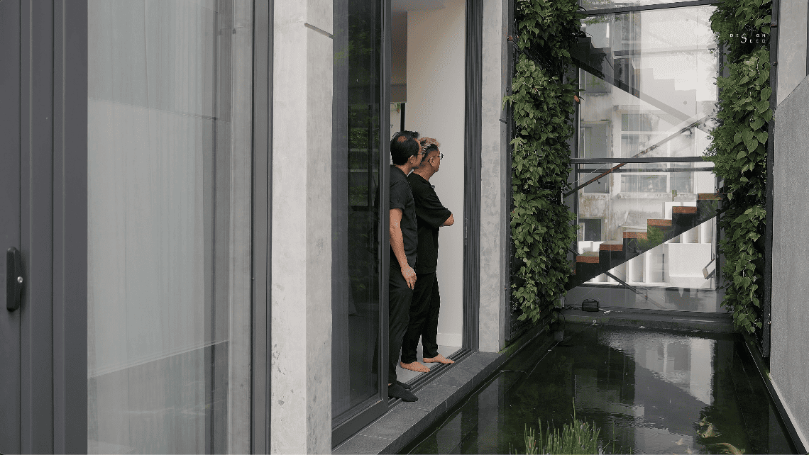 jiran house rumah malaysia design seed architecture paperspace winston alex lee design seed tropical family split level challenges inspiration home renovation house tour luxury modern pool hobby room bedroom landscape garden green nature landscape stairs pond floating living room wood modern design bungalow