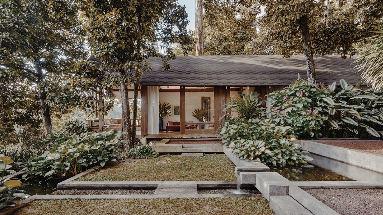 small garden, garden, villa, tiny house, tiny house garden, designseed, alex lee, retreat, tropical, garden villa, resort style villa, resort style, roof, nature, garden design, designer, tropical design,